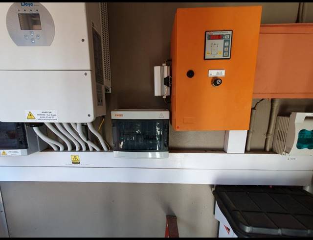 3 BEDROOM HOUSE FOR SALE IN SINOVILLE